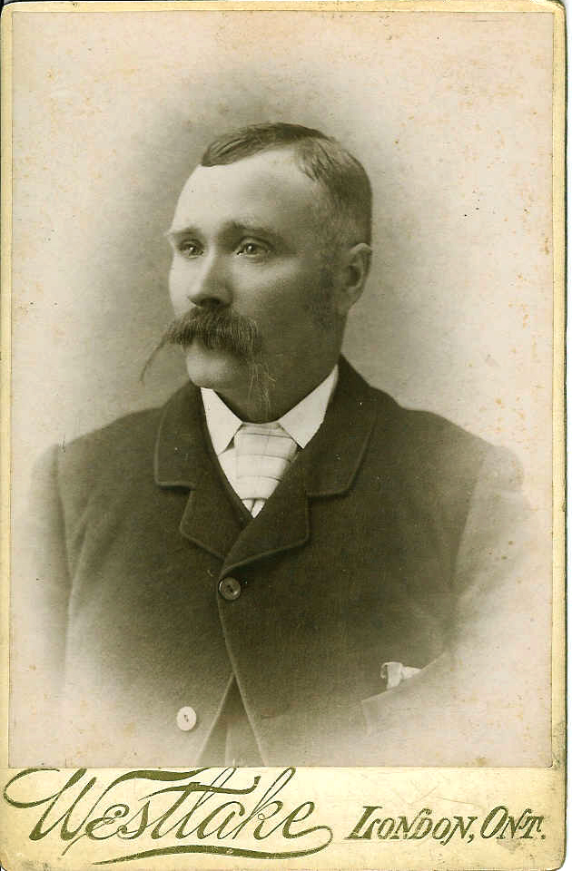 Photo of photos/John_McLennan d1919 London ON portrait